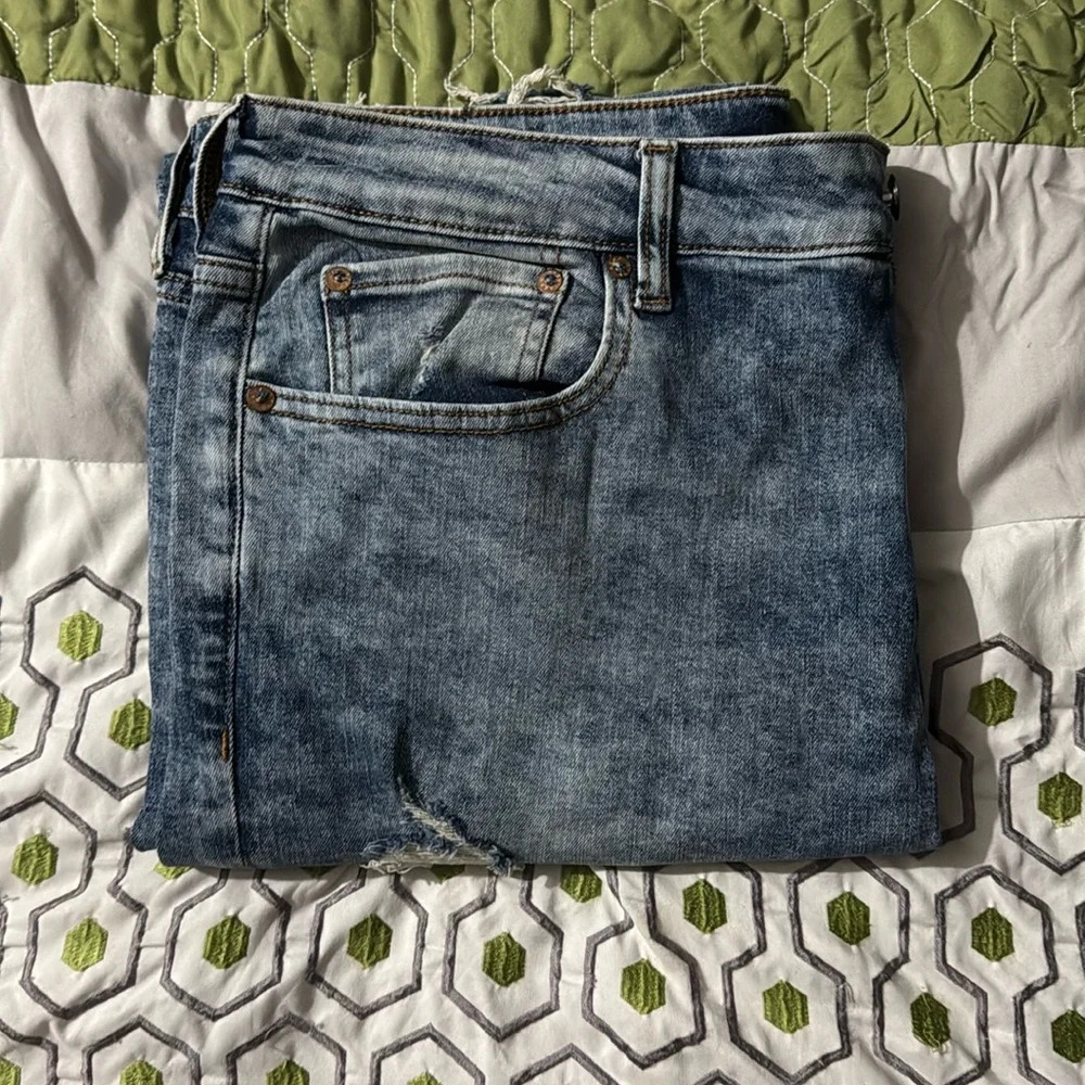 NWT Athletic Skinny Jeans